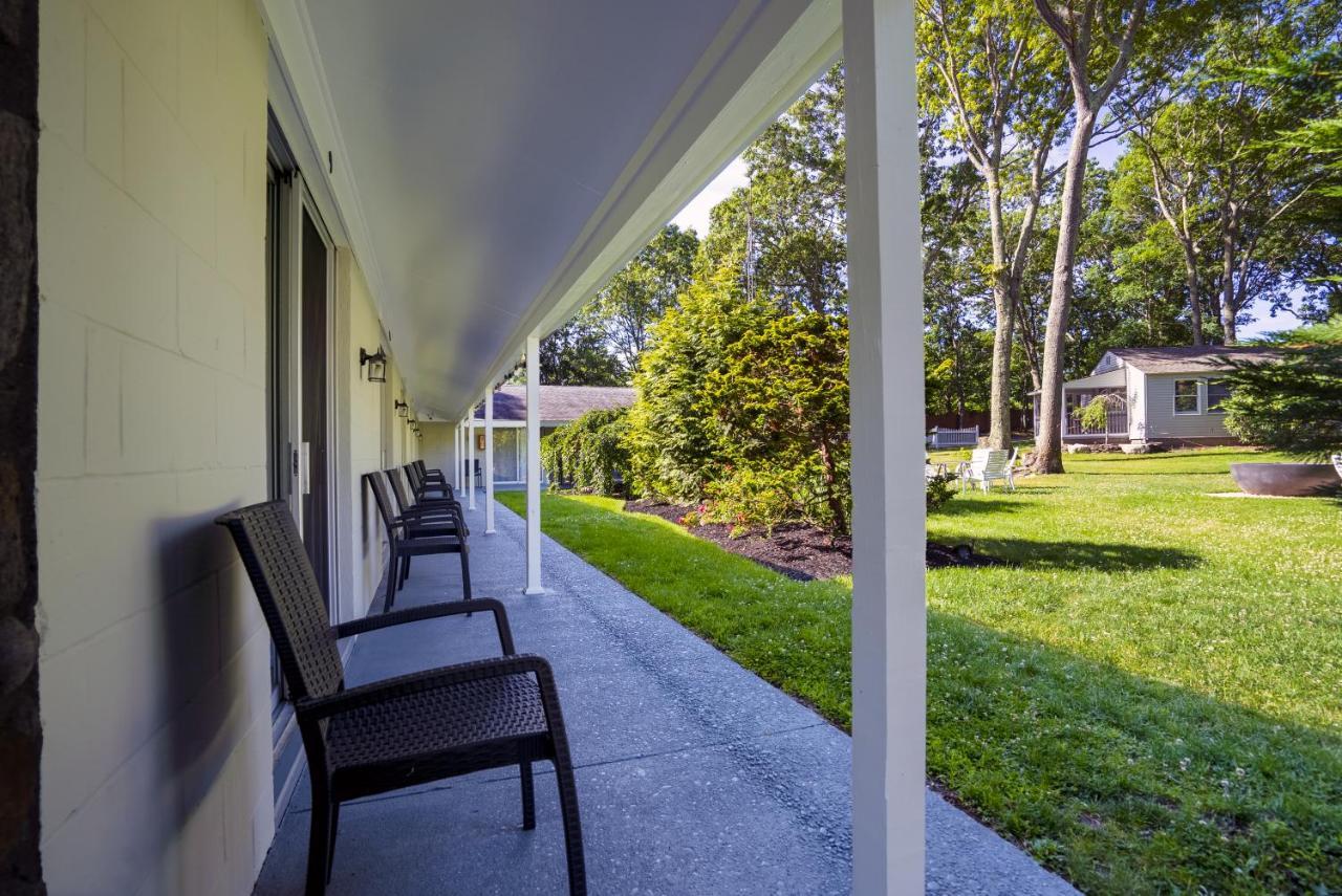 Hamptons Vacation Inn Hampton Bays Esterno foto