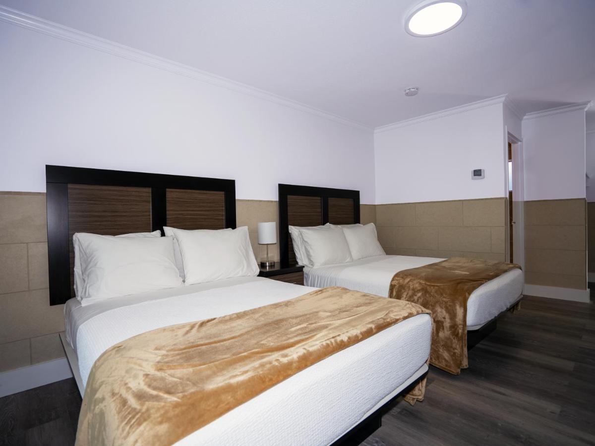 Hamptons Vacation Inn Hampton Bays Esterno foto