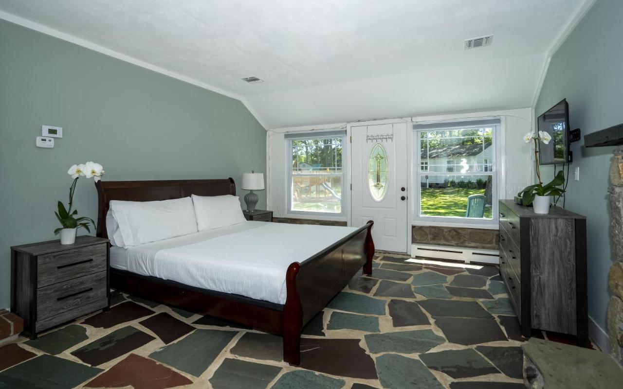Hamptons Vacation Inn Hampton Bays Esterno foto