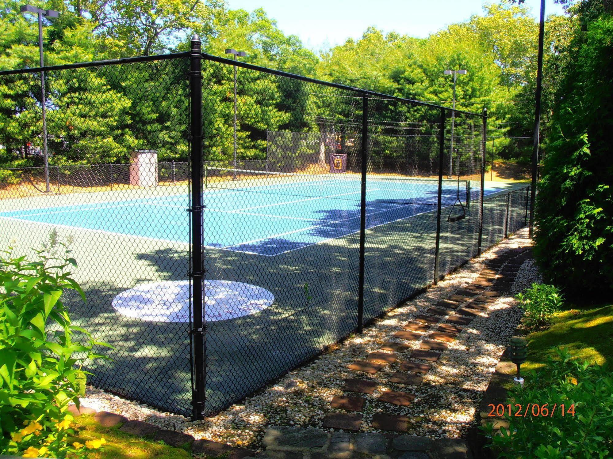 Hamptons Vacation Inn Hampton Bays Esterno foto